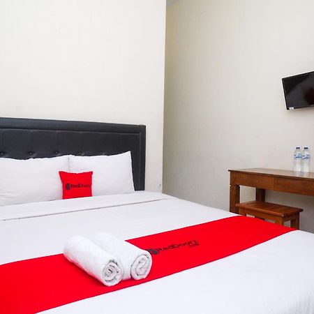 Reddoorz Syariah Near Pakuwon Mall Jogja Kejayan Ngoại thất bức ảnh