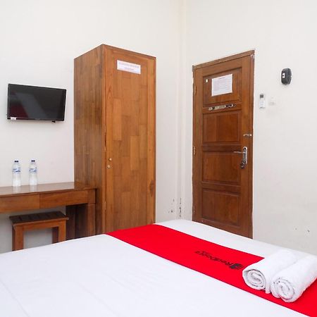 Reddoorz Syariah Near Pakuwon Mall Jogja Kejayan Ngoại thất bức ảnh